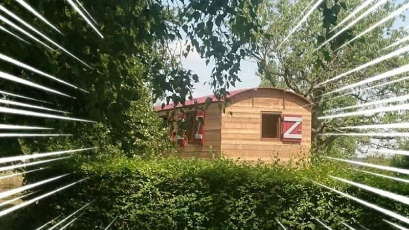 La Roulotte des Amish et son bain nordique