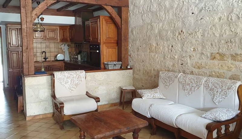 e02bc548-43f5-4bae-822f-e1a660493888