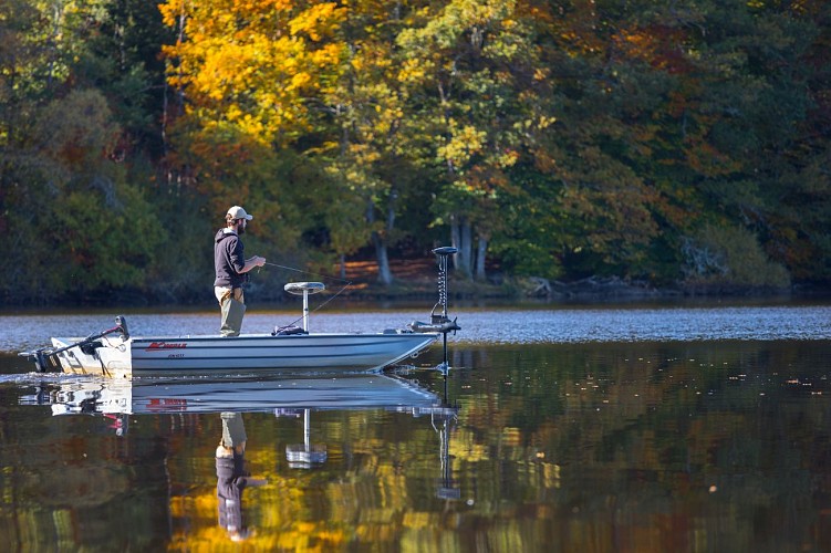 FLAYAT - Etang de la Ramade