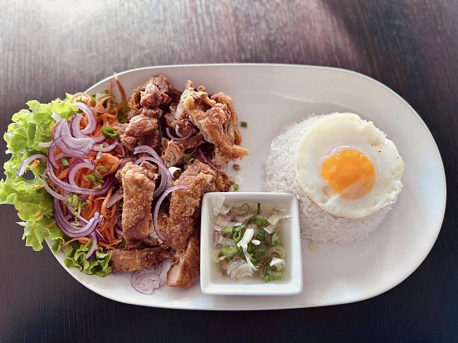 POULET A LA CAMBODGIENNE