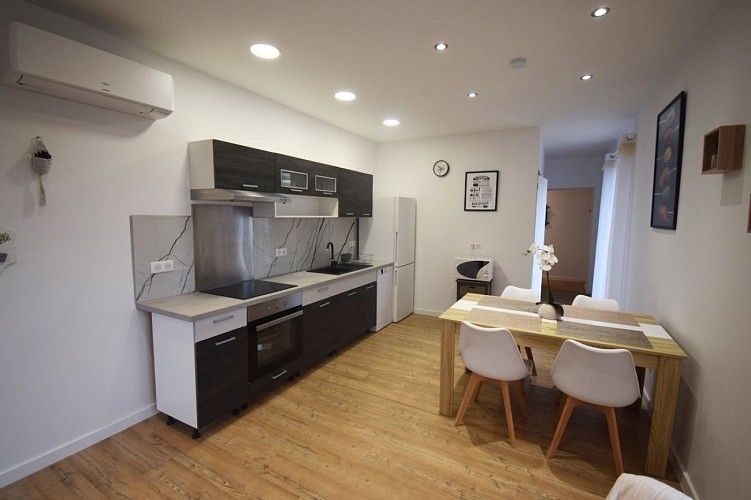 HLOAQU047V50H1LP_LGM566C_grande06