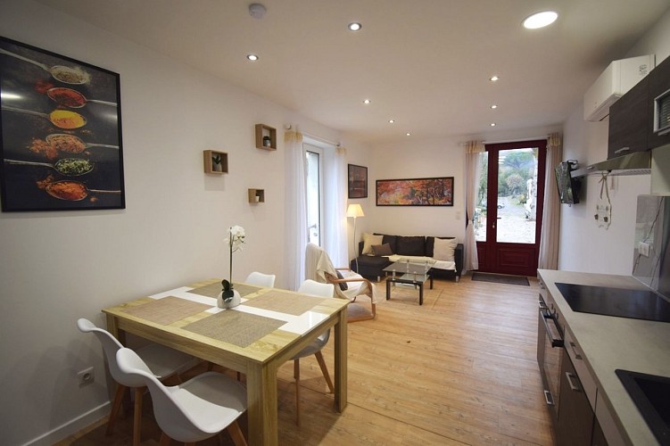 HLOAQU047V50H1LP_LGM566C_grande07