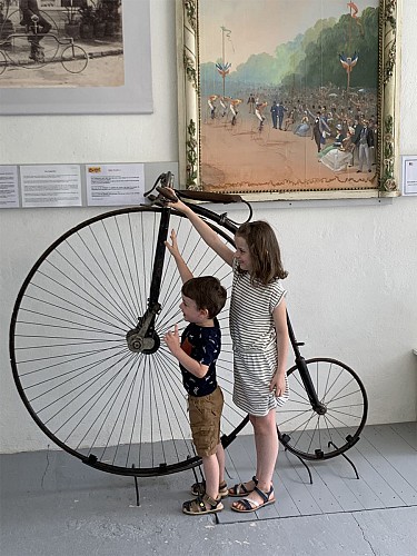 Château de Bosc Musée du Vélo et de la Moto
