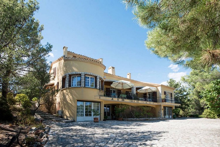 Lou Roucas - Bed and breakfast