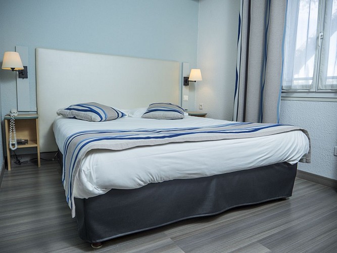 Logis Hôtel Uzès Pont du Gard