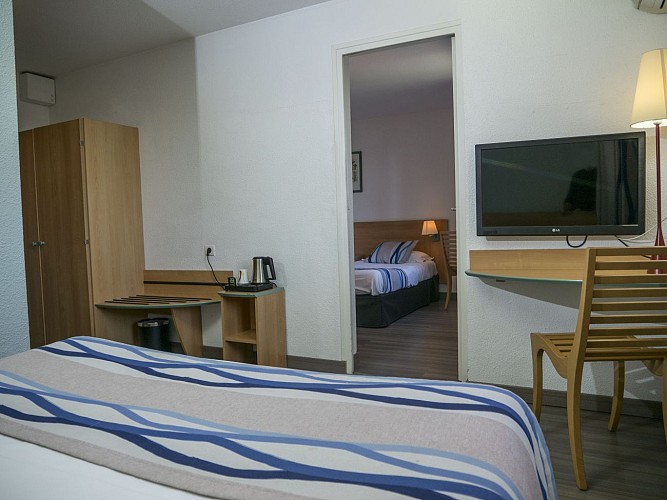 Logis Hôtel Uzès Pont du Gard