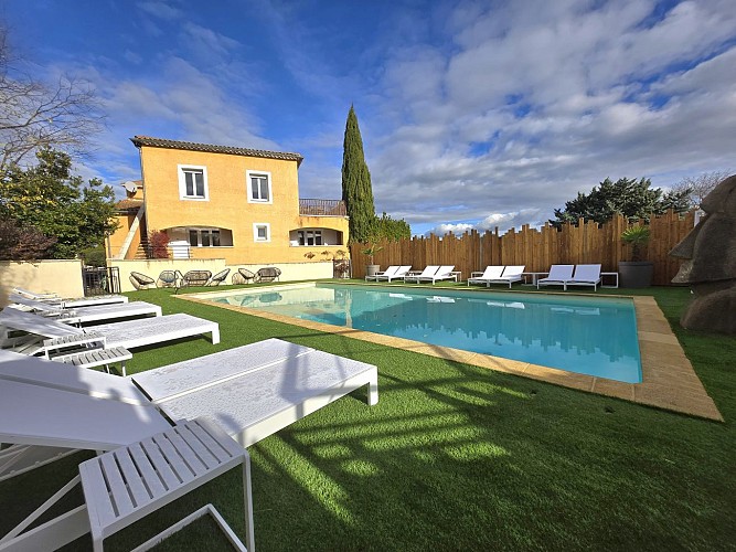 Hôtel Le Saint-Geniès