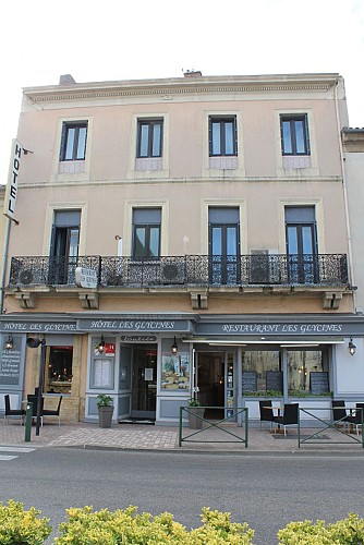 Hôtel Les Glycines