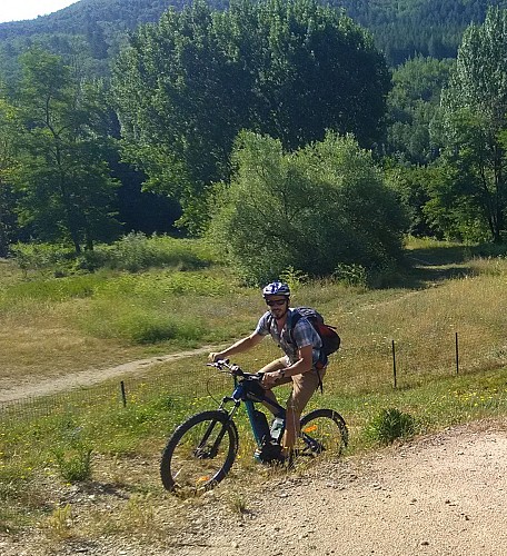 Reliefs et Nature - Rando et Vélo en Cévennes