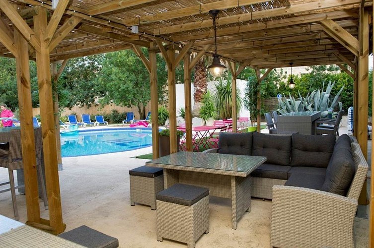 Le Président Hotel and Restaurant