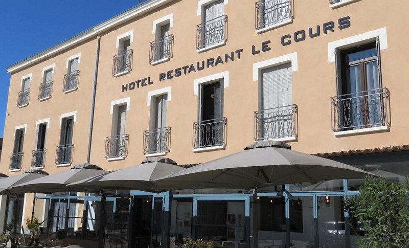 Hôtel Le Cours ***