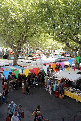 Sommières weekly market
