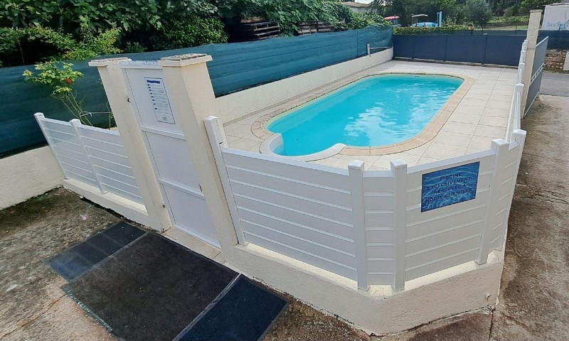 Gîtes Lézan - La Pivoine