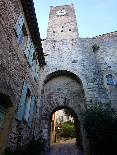Porte de Sabran à Vézénobres