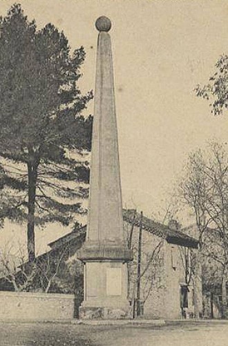 L'Obélisque de St Christol lez Alès (Pyramide)