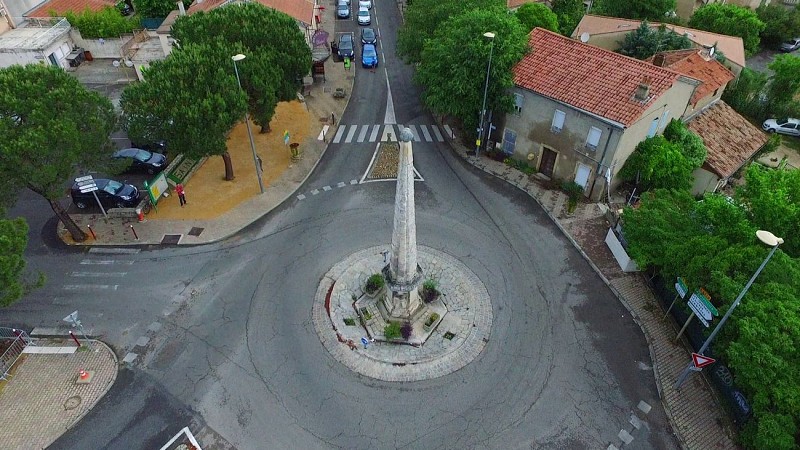 L'Obélisque de St Christol lez Alès (Pyramide)