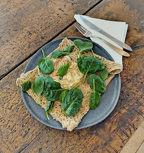 Bar Restaurant on the Cours