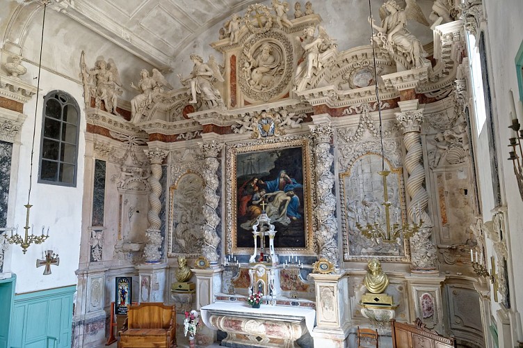 Die Kapelle der Grauen Büßer (Chapelle des Pénitents Gris)