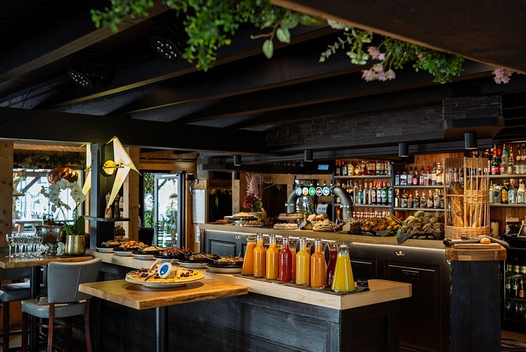 Restaurant "La table de Jean-Mi"