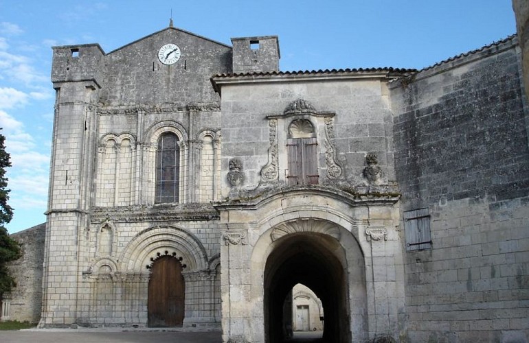 Abbaye de Bassac