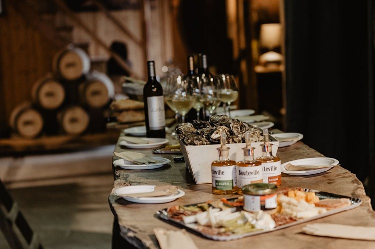 Convivial visit - Compagnie de Bouteville