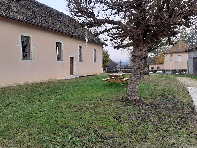 Aire de pique nique église Chimilin