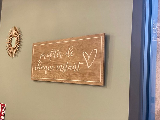 Ouvert du lundi au mercredi de 7h30 à 19h30 ainsi que du jeudi au samedi de 7h30