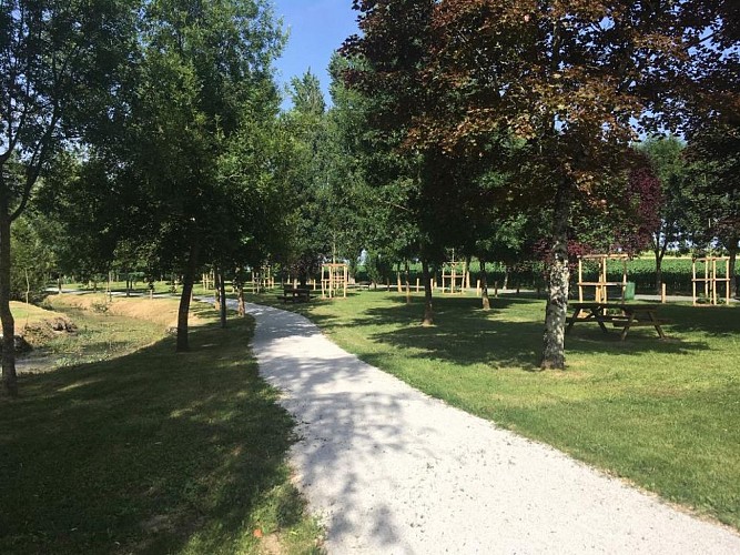 Les 3 Pierres Leisure Centre