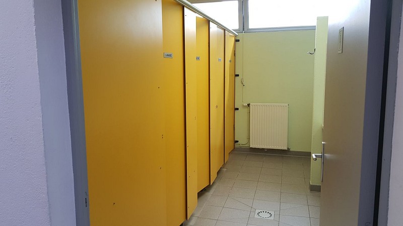 Sanitaires - Camping La Sittelle Loué