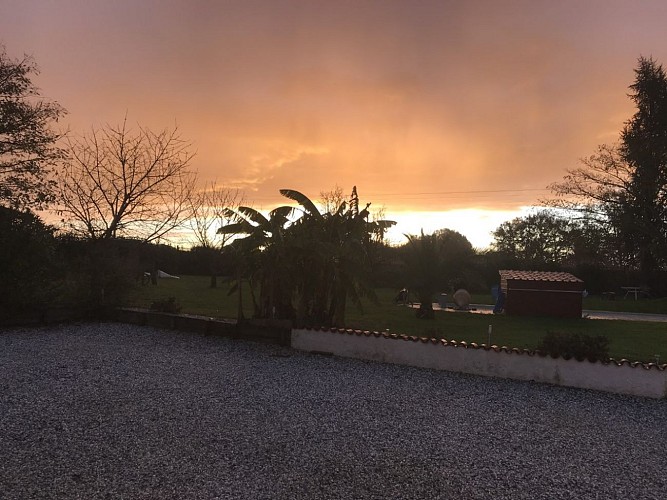 coucher de soleil sur le domaine 1