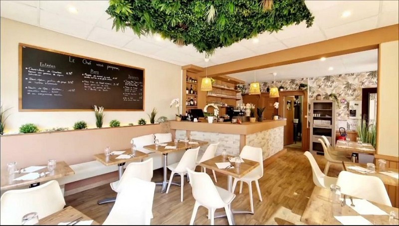 Aux deux amours à Thiberville