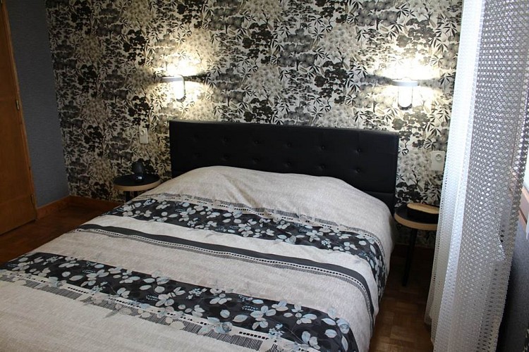 Chambre noire et blanche