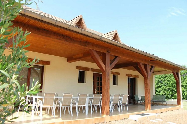 façade.jpg