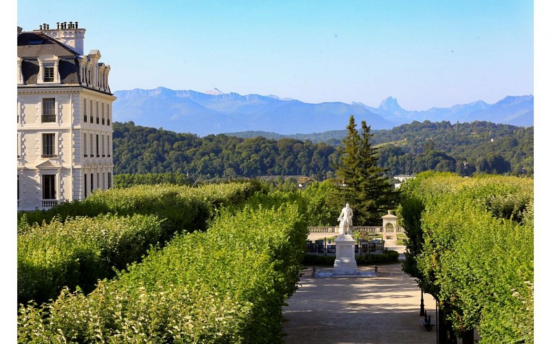 Place Royale - Pau - Été
