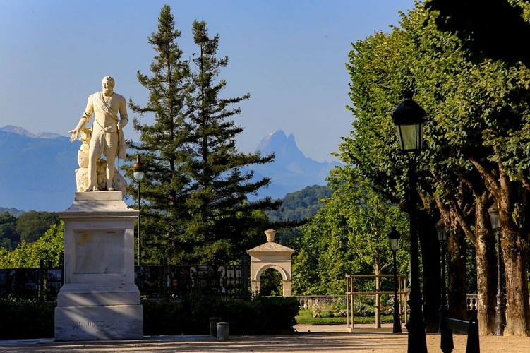 Place Royale et Henri IV
