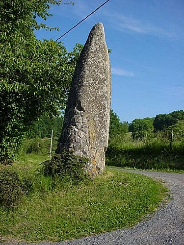 Le menhir de Broye