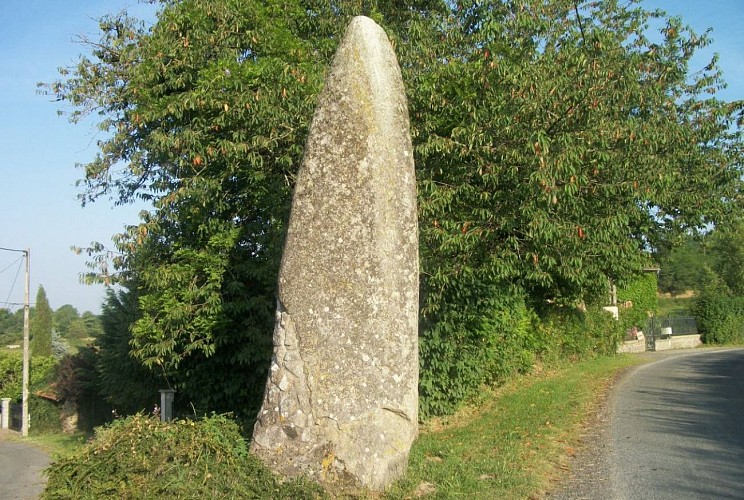 Le menhir de Broye