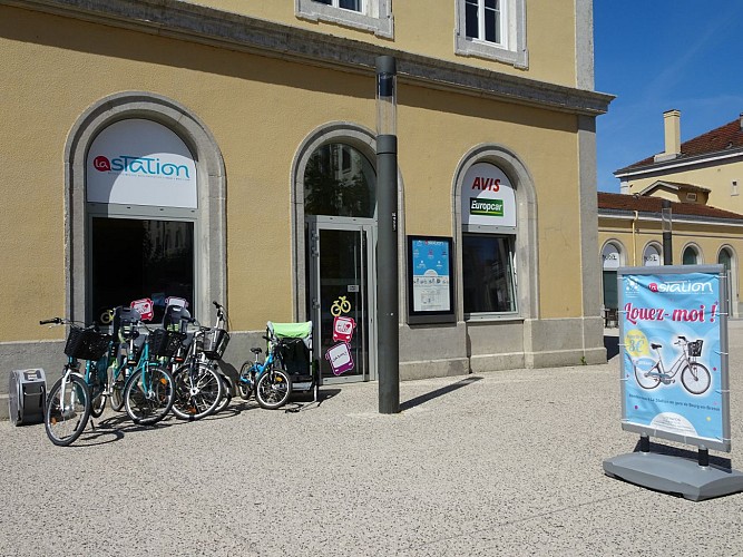 Bourg-en-Bresse station