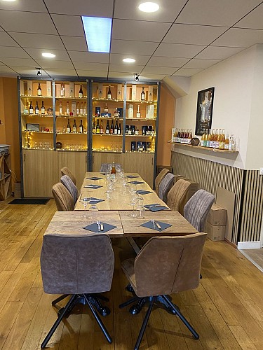 Salle restaurant Crêperie Almaty Léognan