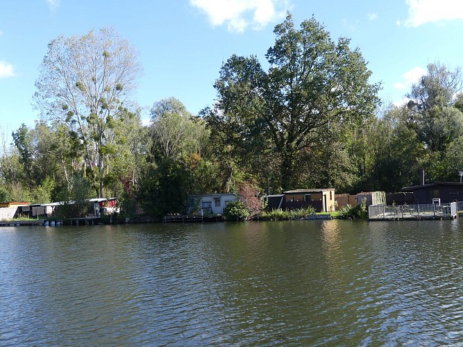 CABANES DE PÊCHE DE BAULNE