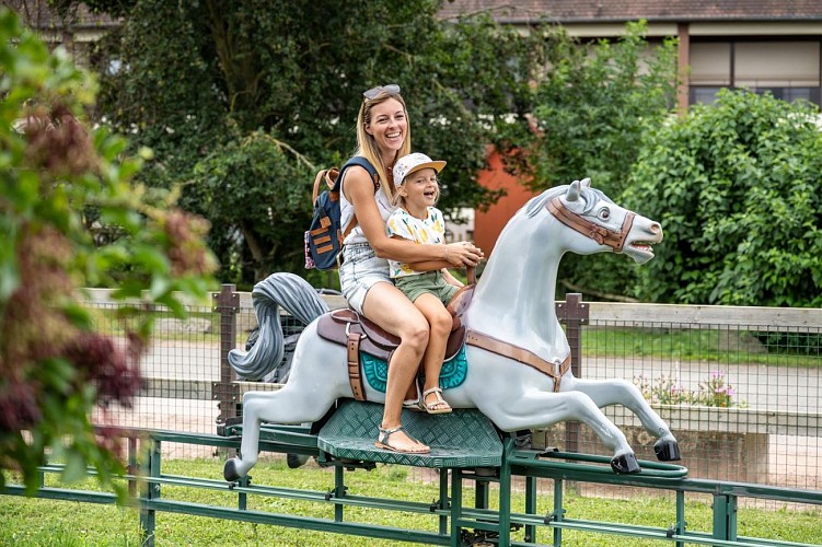 Cigoland - Storks and leisure park