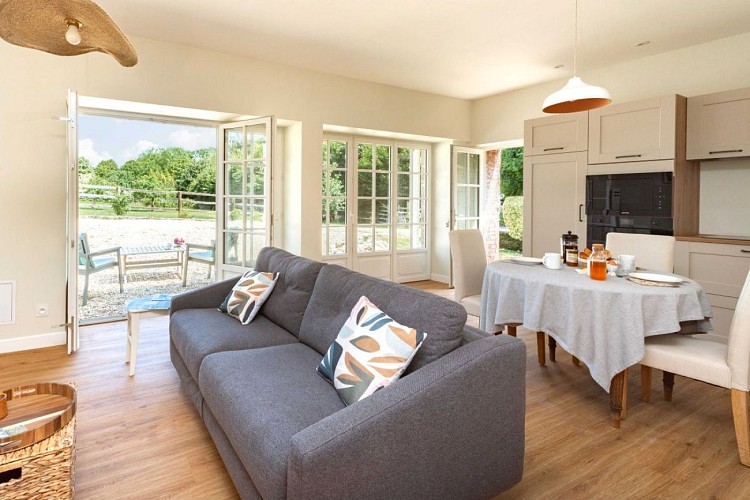 Dragey-Ronthon_Les_Hortensias1