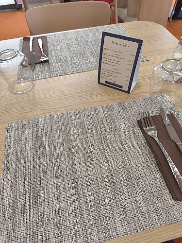 Restaurant Tout Simplement - Table