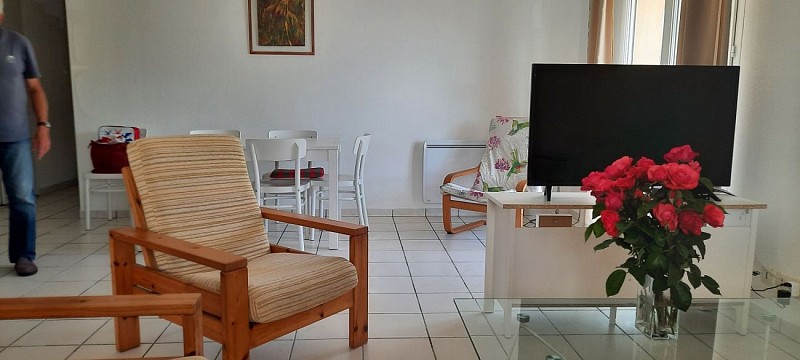 salle de séjour vue 2