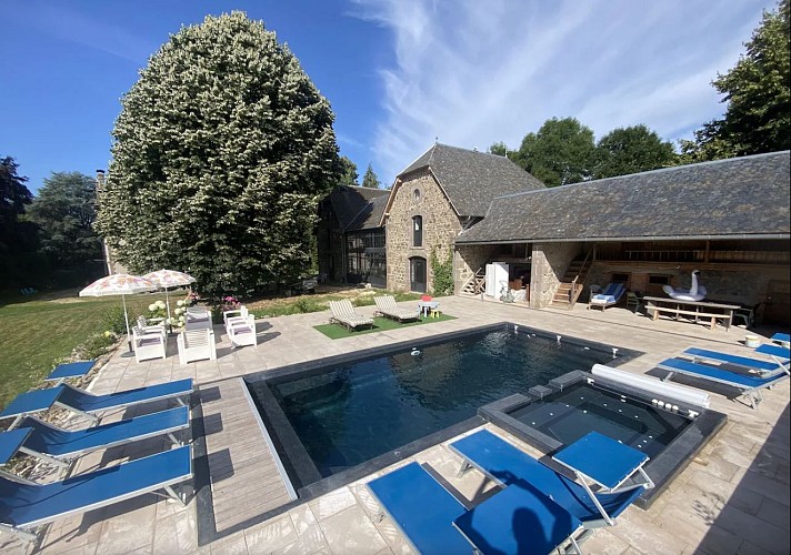 La Calèche - Dépendance du Château de la Calmette