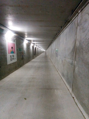 Tunnel du Chat pedestrian and bicycle gallery