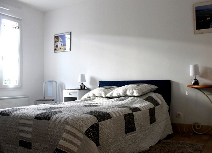 Chambre rez-de-chaussée, Gîte Bérengeville la Campagne © Céline Brière, Bérengeville la Campagne