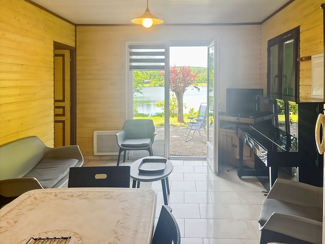 Les pieds dans l'eau**