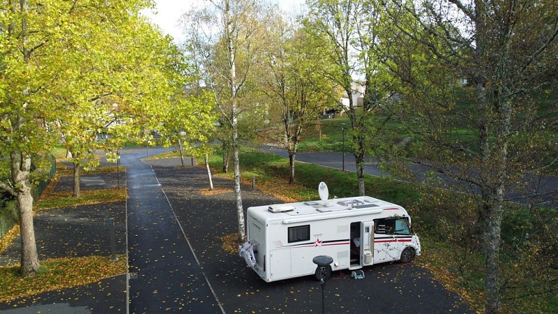 Aire de camping-cars d'Aurillac - Camping - Car Park
