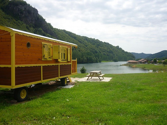 Les Roulottes du Lac des Graves
